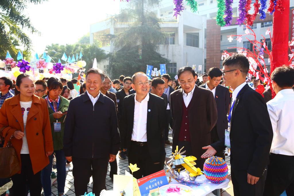 社团文化活动节现场